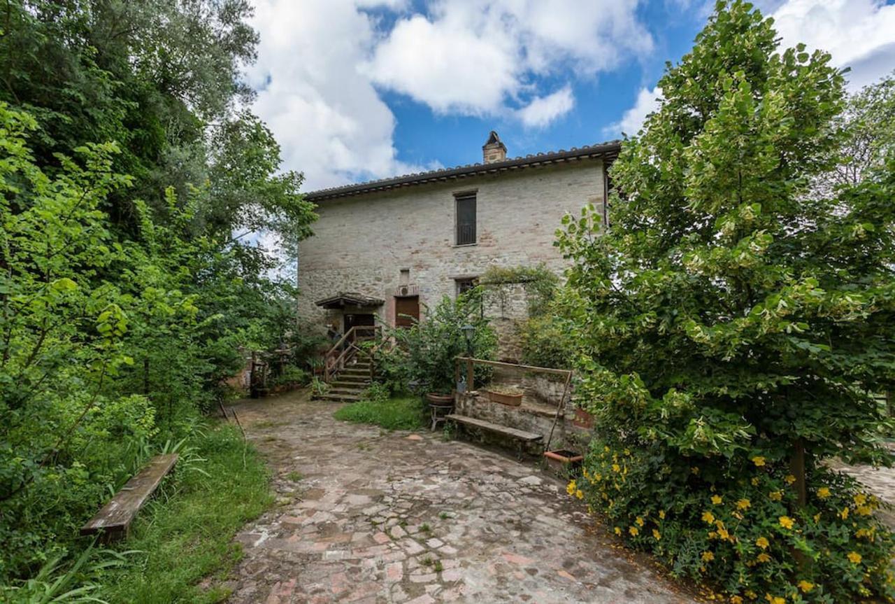 Agriturismo Il Poggio Degli Scoiattoli Perugia Eksteriør bilde