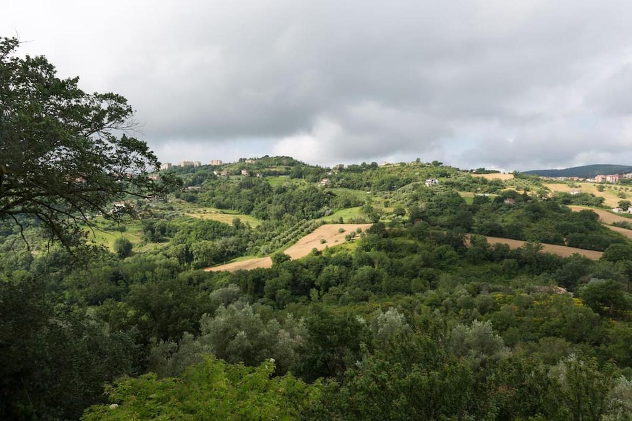 Agriturismo Il Poggio Degli Scoiattoli Perugia Eksteriør bilde